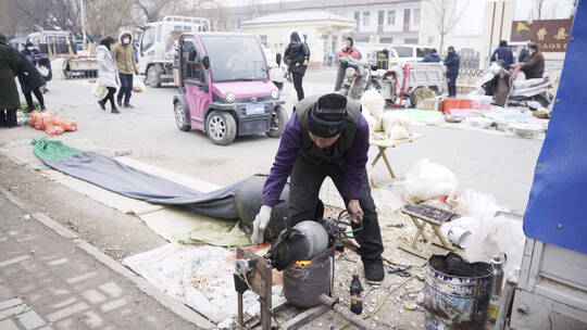 4k新春时节传统民俗炸爆米花销售摊位实拍