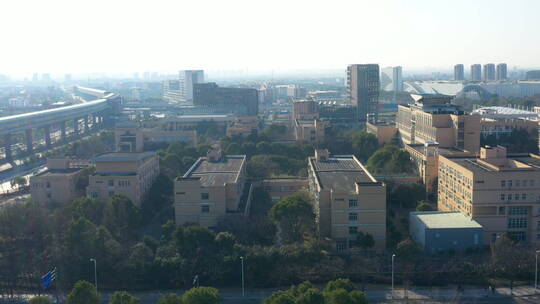 浙江纺织服装学院