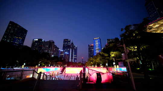 广州珠江新城花城广场夜景地下商场