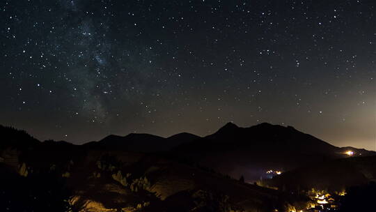 夜晚的星空延时摄影