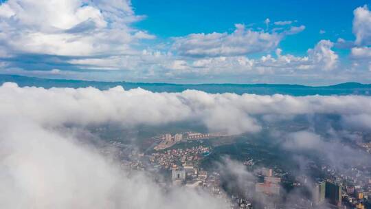 城市上空云海