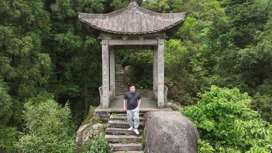 航拍福建宁德福鼎太姥山海上仙山风光