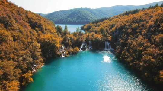 自然风景山水湖泊湖面秋天深秋美景