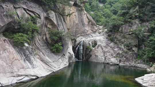 山间山涧瀑布溪流