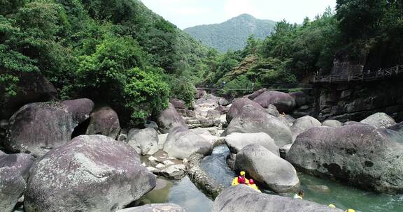 旅游景区 福建莆田九龙谷国家森林公园 漂流