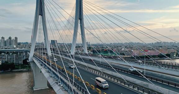 【正版素材】广州洛溪大桥贴近慢速平移