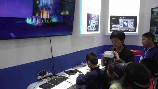 数字经济博览会VR智慧体验视频素材模板下载