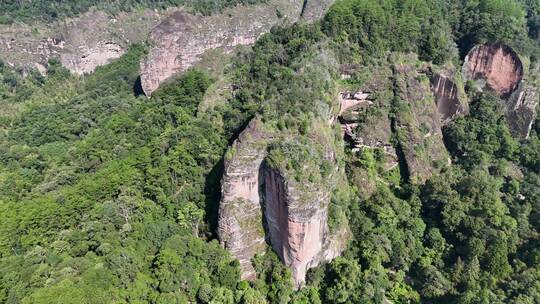 航拍福建泰宁大金湖丹霞地貌甘露寺