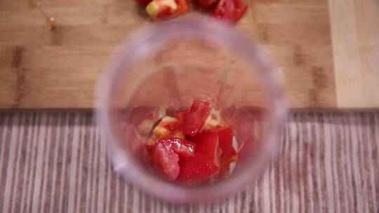 西红柿番茄榨汁番茄汁蔬果汁健康