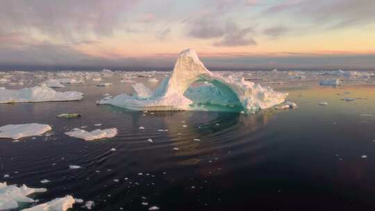 FPV航拍海洋冰川视频素材模板下载