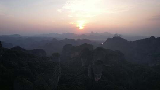 广东韶关丹霞山5A景区晚霞日落夕阳航拍