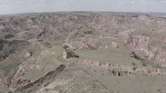 航拍内蒙古鄂尔多斯准格尔旗砒砂岩地貌