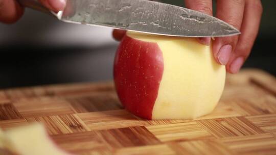 西餐厨师刀小苹果切苹果
