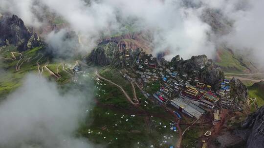 西藏丁青县孜珠寺雍仲苯教航拍孜珠神山