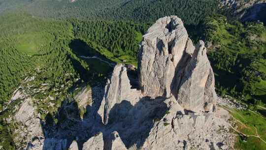 Cinque Torri，多洛米蒂山脉，