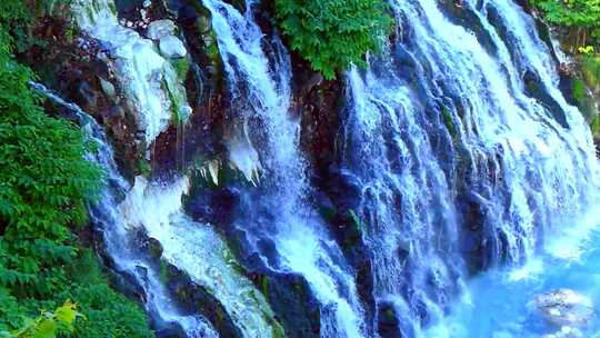 清澈的溪水河流山涧小溪瀑布