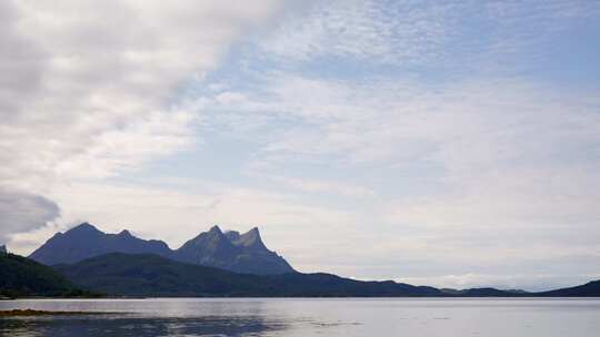 山，湖，森林，景观