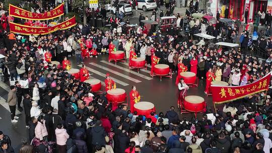 河南宜阳县元宵节社火表演节日庆祝航拍