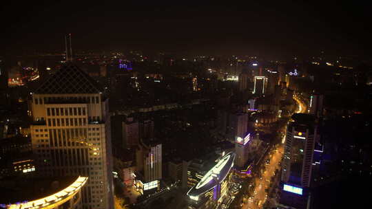 武汉城市夜景鸟瞰 俯拍武汉金融区夜景车流