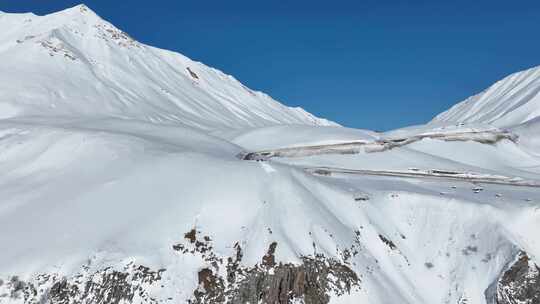 佐治亚州古多里美丽雪山的鸟瞰图