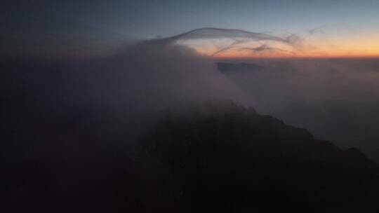 白云山雪景云海山峰航拍