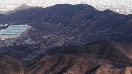 公路 山区道路 村村通 基础建设 行驶