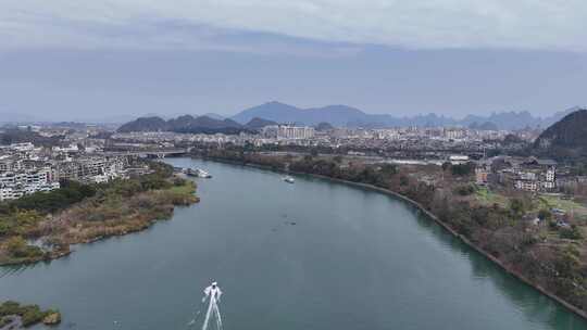 春季桂林漓江城市风光