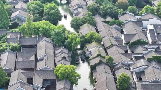 江南水乡古镇乌镇航拍素材小河船只人家