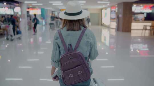 4K-女孩在机场、机场大厅、机场出差旅游