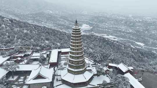 山西洪洞广胜寺雪景