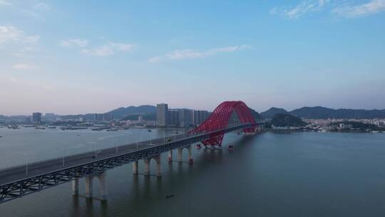 4K航拍广州明珠湾大桥城市基建地标实拍视频