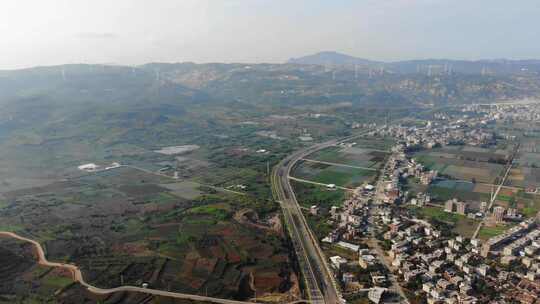 航拍福建沿海大通道漳州龙海路段田园风光