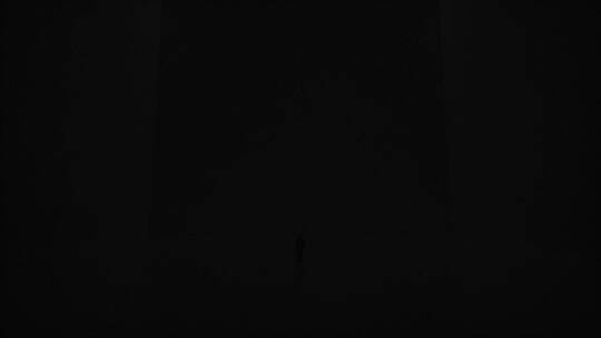 商务人士和开启的大门抽象概念地产动态素材