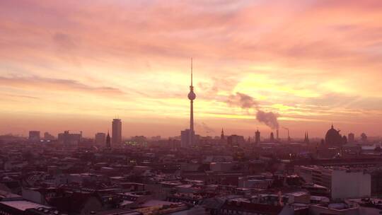 日出柏林天线城市景观