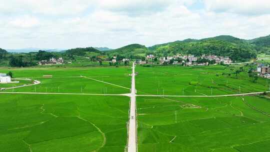 乡村田野航拍全景