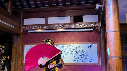 四川成都传统非遗民俗文化川剧变脸表演