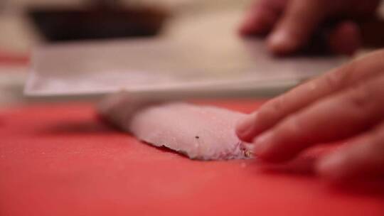 日料厨师切生鱼片视频素材模板下载