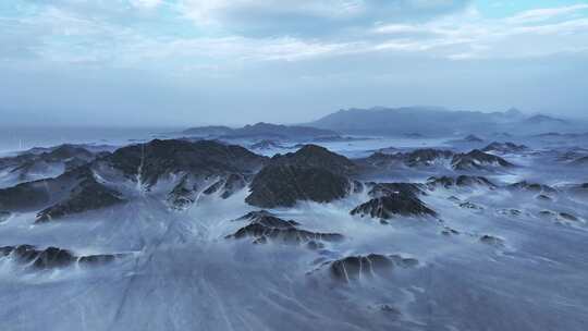 航拍青海冷湖黑独山风光