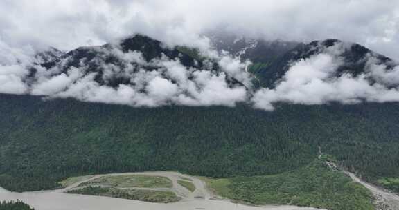 西藏山南市青山云海航拍