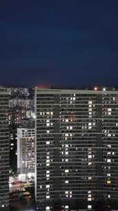 竖版玉林夜景交通
