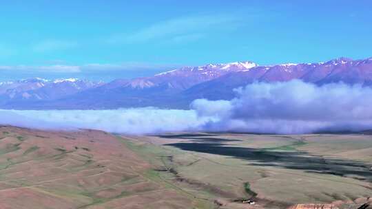 新疆独库公路唐古拉风暴天山神秘大峡谷