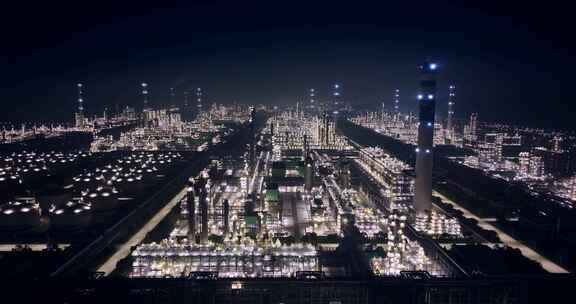 化工厂航拍夜景