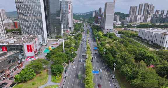 高架桥车流航拍白天城市车流线