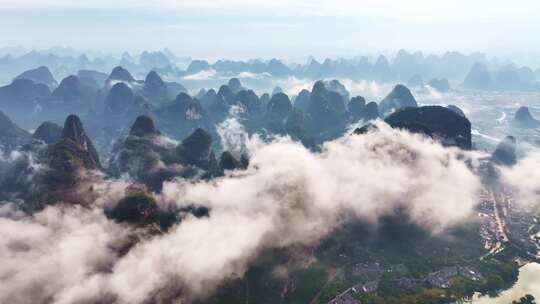 桂林山水大自然云海美景