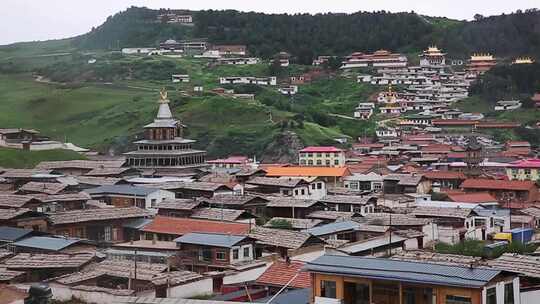 郎木寺建筑外景