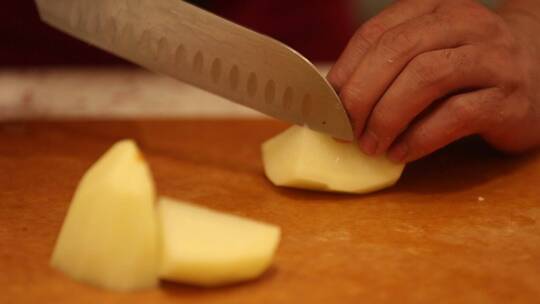 刀切土豆马铃薯块