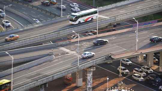 中国哈尔滨城市道路汽车交通景观