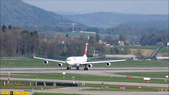 瑞士飞机起飞视频素材模板下载