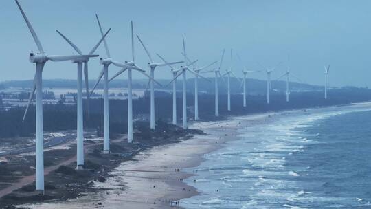 海边风力发电风车航拍