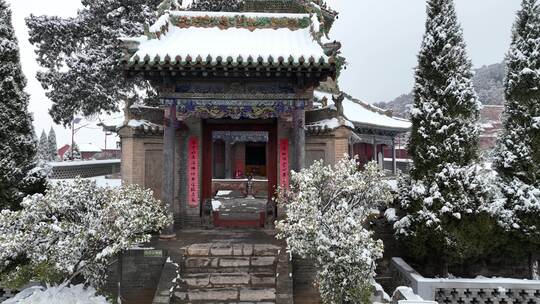 山西洪洞广胜寺雪景